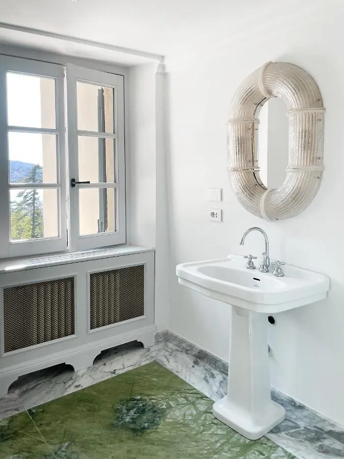 Villa Ego Lake Como Torno 0*,